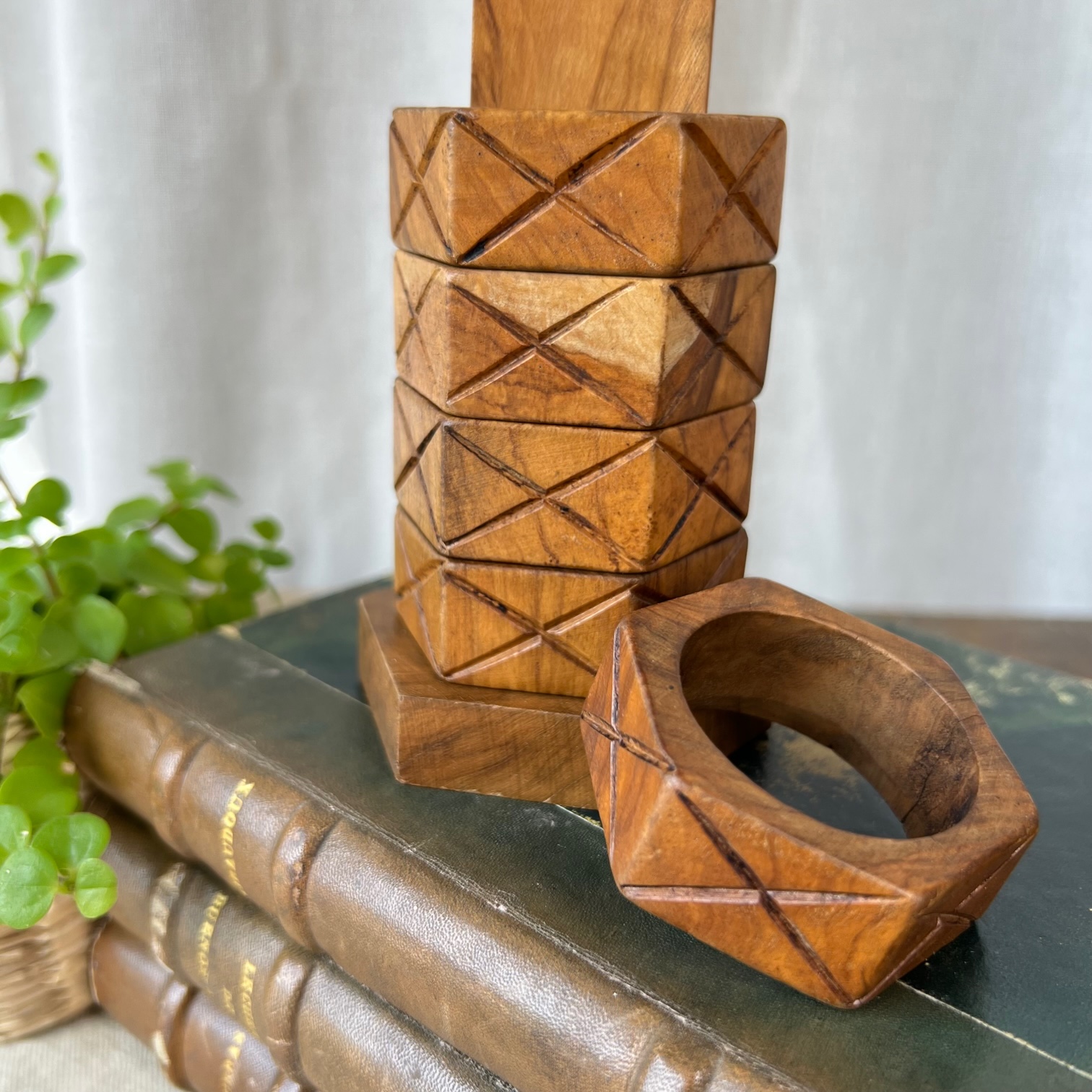 5 ronds de serviette en bois – Image 3