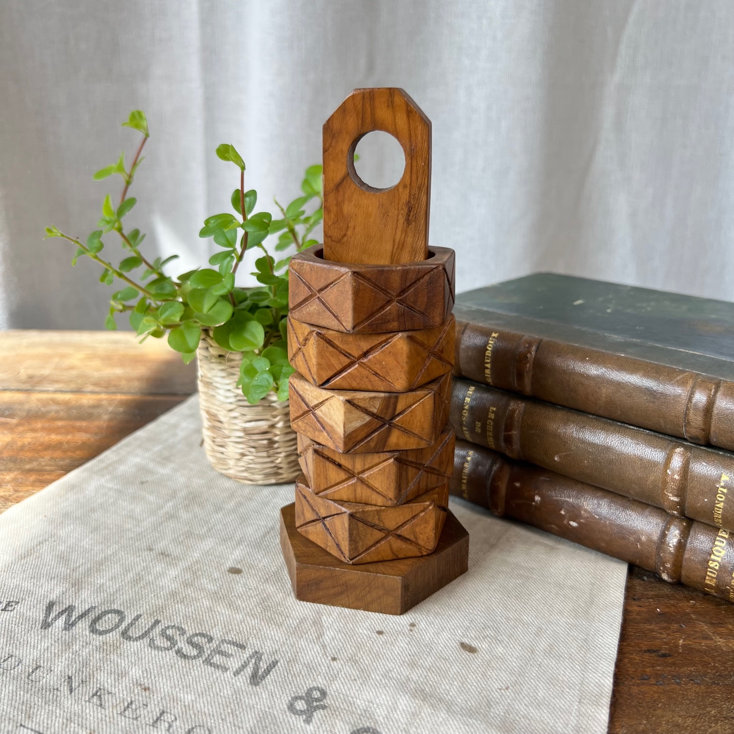 5 ronds de serviette en bois – Image 5