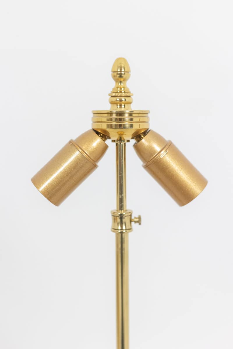 Paire de lampes en porcelaine Céladon et bronze doré. Circa 1880. – Image 3