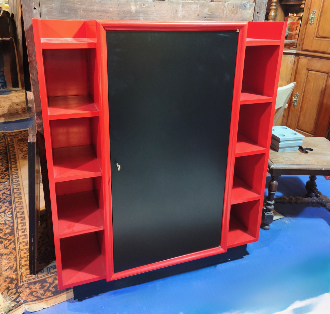 Meuble d’appoint Art Déco Laqué Rouge et noir